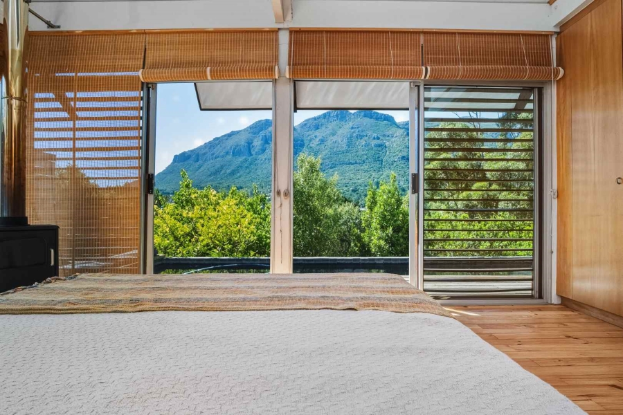 2 Bedroom Property for Sale in Bokkemanskloof Western Cape